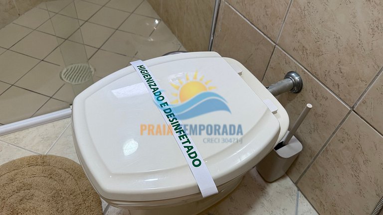 F052 -Apê c/ Varanda e Suíte na Melhor Localização