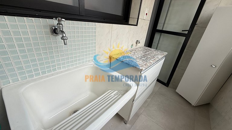 F052 -Apê c/ Varanda e Suíte na Melhor Localização
