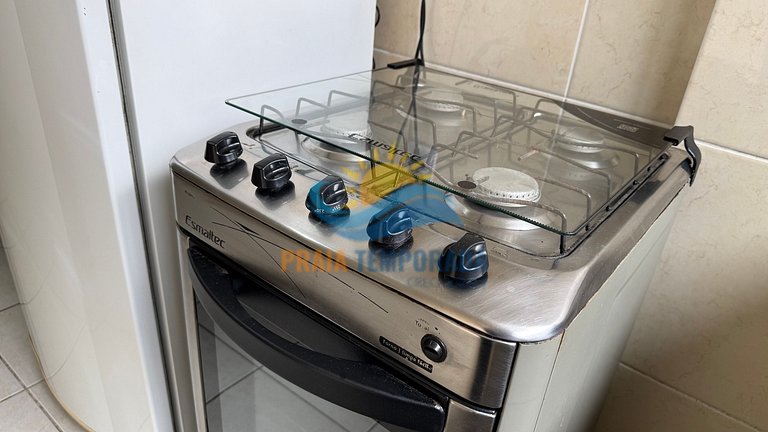 Apartamento frente ao mar com piscina com cascata