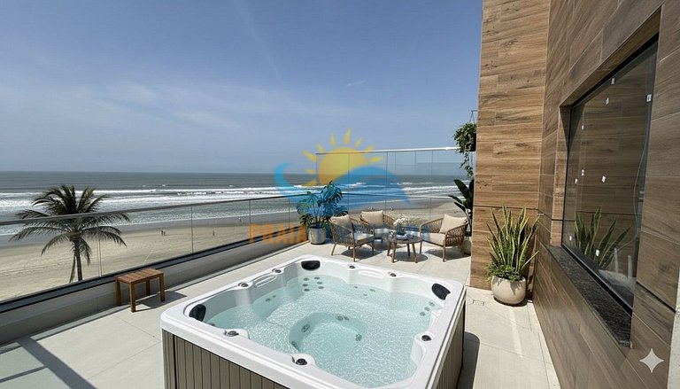 Suíte em pousada com vista panorâmica para o mar e banheira