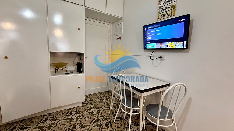 B422 - Kit Net c/ Ótima Localização | Wi-fi | TV