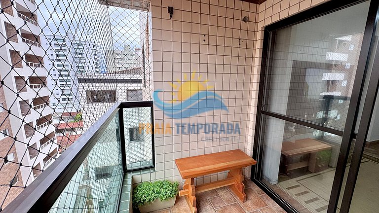 A077 - Apto c/ Sacada| 2 Dorm|Aprox. 100m da Praia