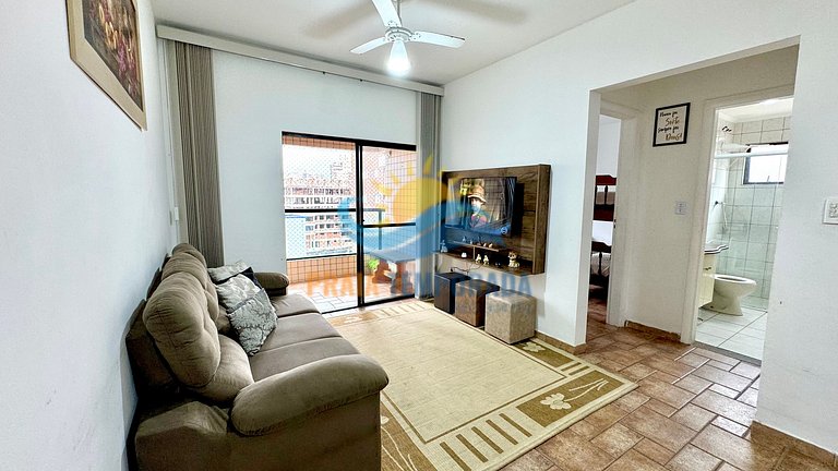 A077 - Apto c/ Sacada| 2 Dorm|Aprox. 100m da Praia