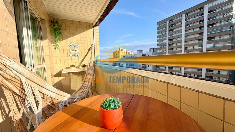 Apto temporada com vista para o mar da sacada na Guilhermina