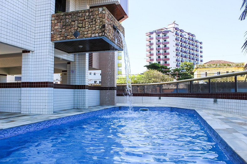 Apartamento frente ao mar com piscina com cascata